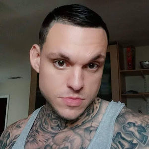 Meet your Posher, Wesley